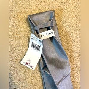 NWT Calvin Klein Silver Tie